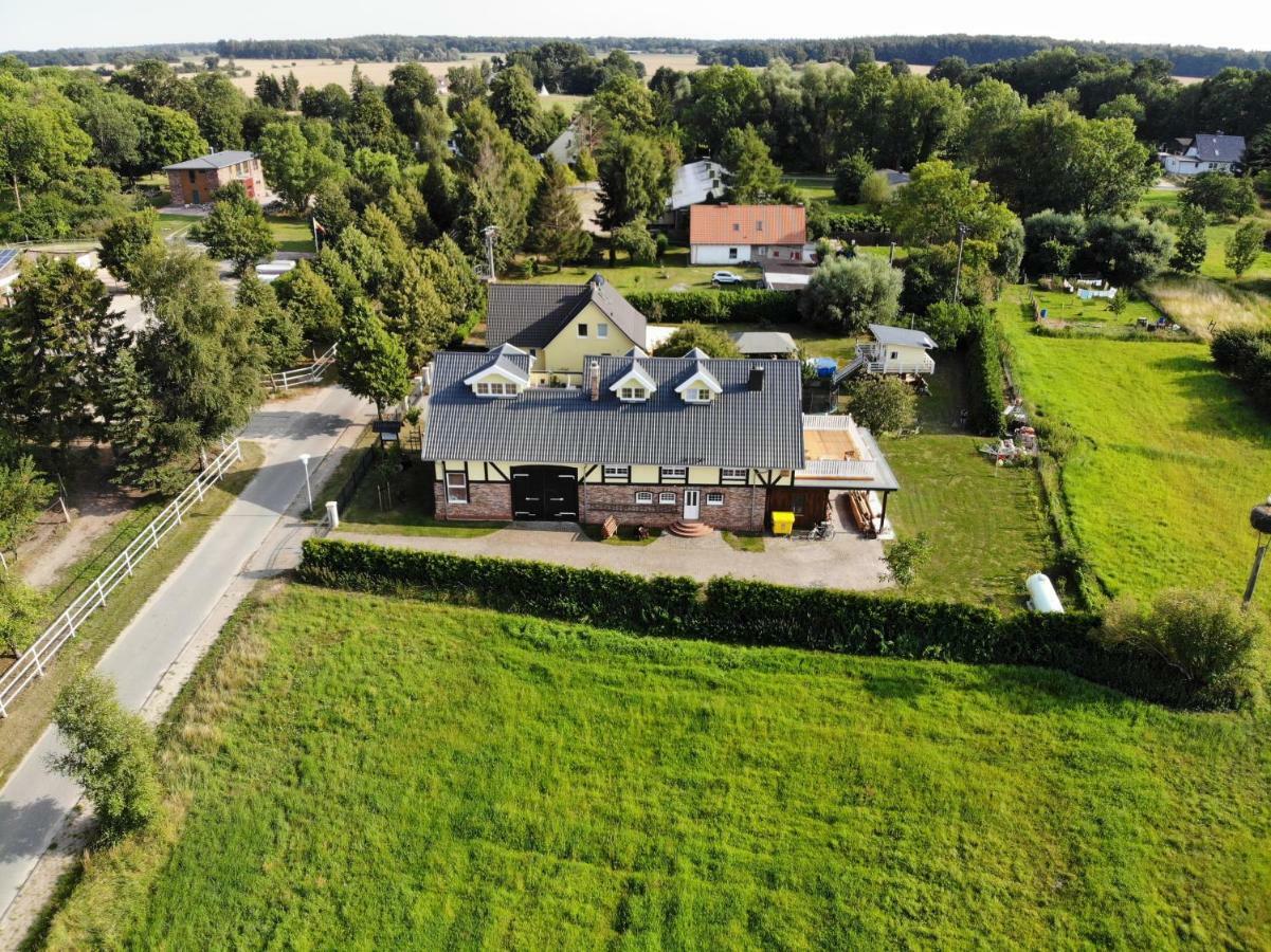Landhaus Zum Storchennest Kloster Wulfshagen Bagian luar foto